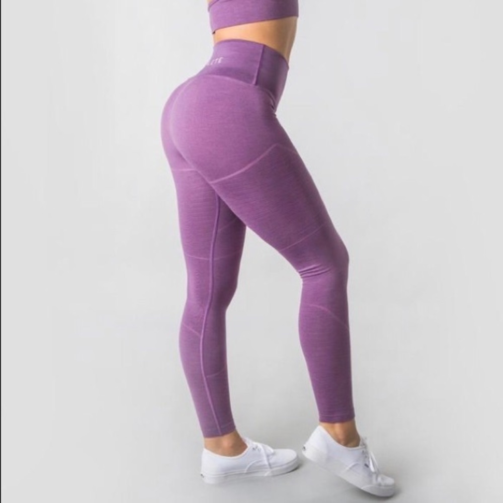 Alphalete Revival Leggings